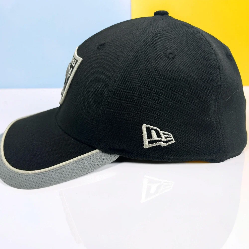 New Era Raiders Hat Mens S/M Black Excellent 39THIRTY NFL‎ Stretch Fit Cap